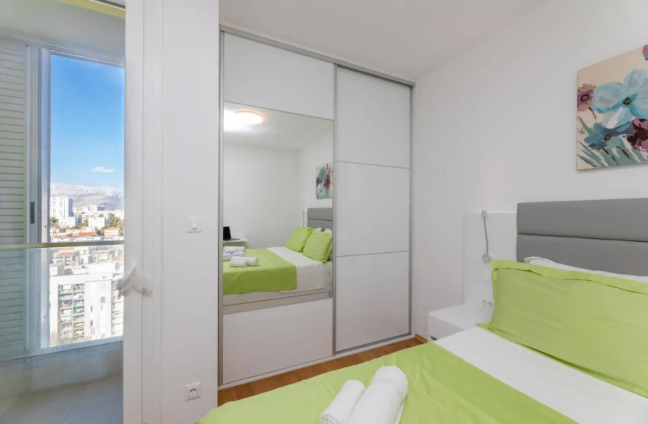 Split Sky Apartment クロアチア