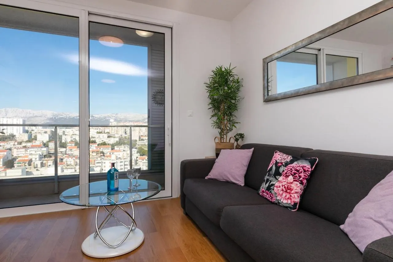 Split Sky Apartment