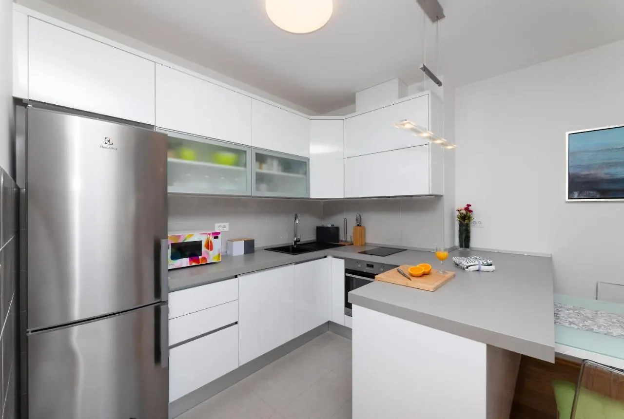 Split Sky Apartment